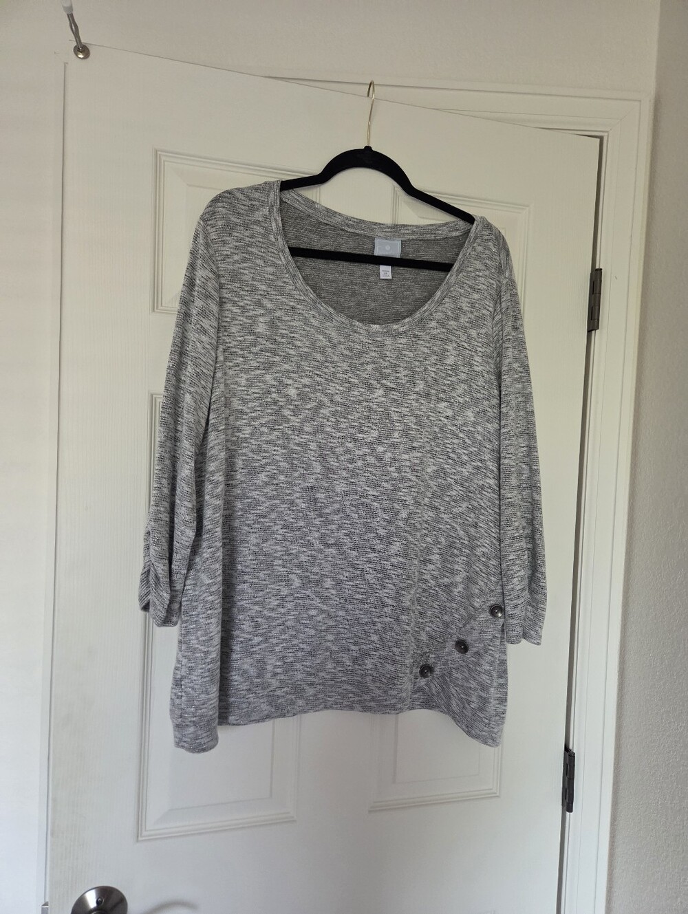 Dress Barn Sunday 2x Silvery Gray Sweater